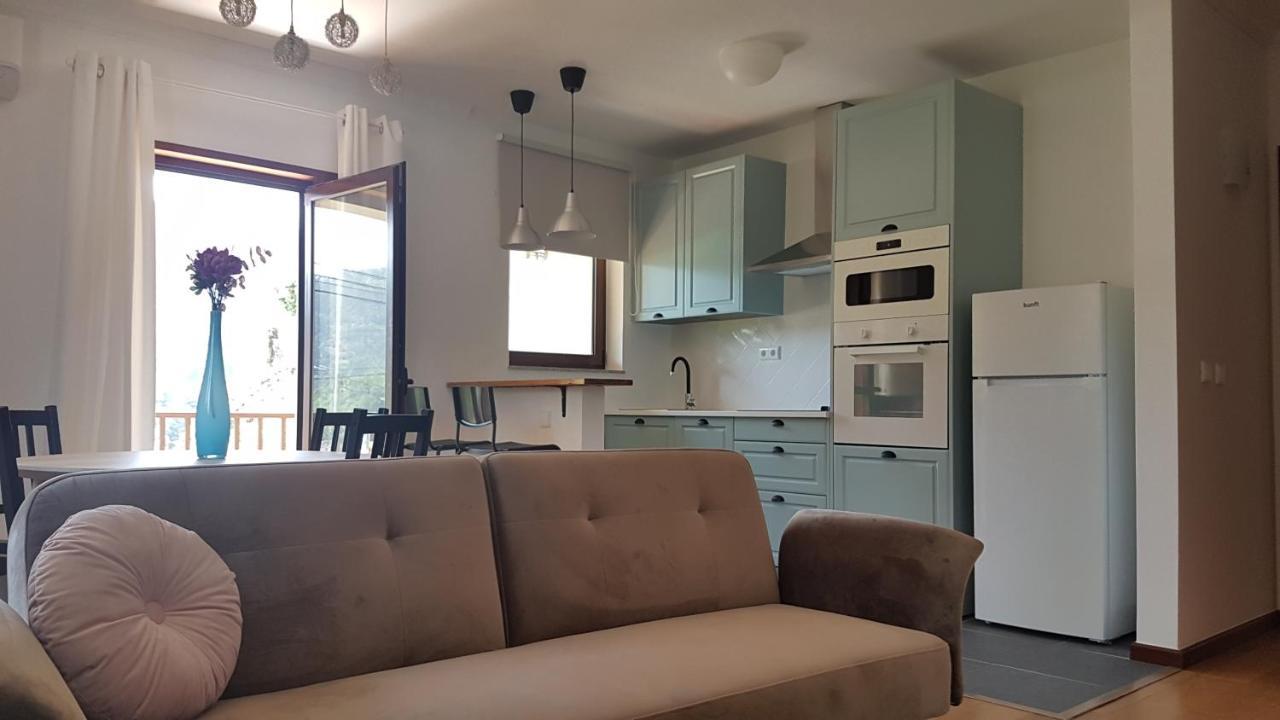 Sobreiro Apartamentos Rio Caldo Eksteriør bilde